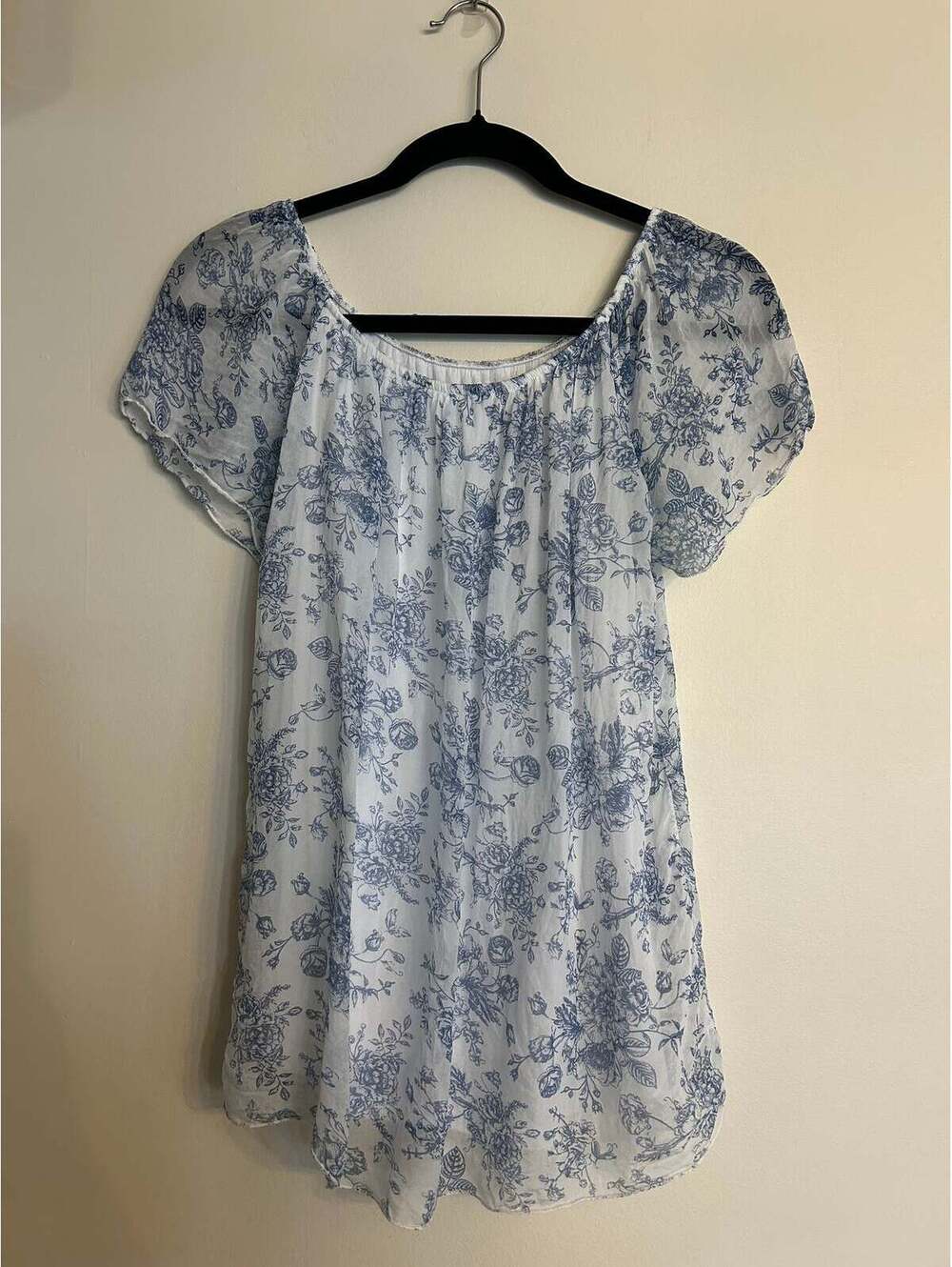 Luisa Ricci Light Blue and White Floral Flowy Top S